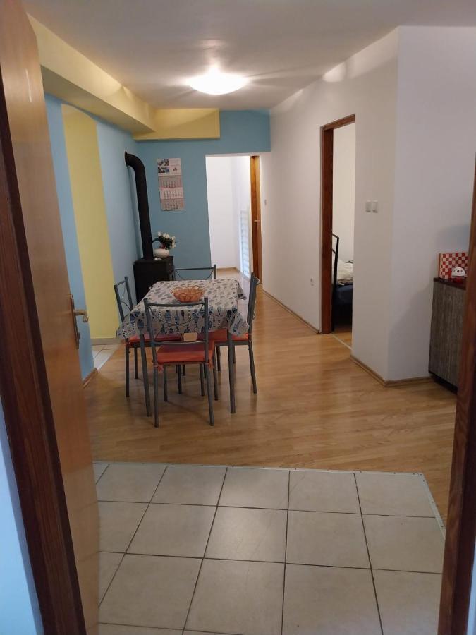 Apartmani Jadran Малий Лошинь Екстер'єр фото