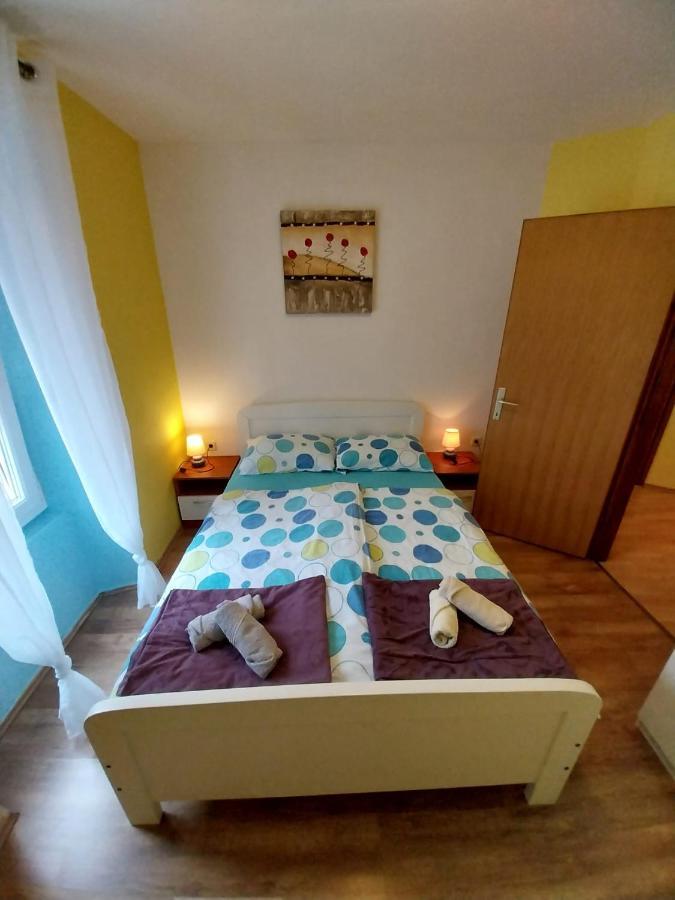 Apartmani Jadran Малий Лошинь Екстер'єр фото